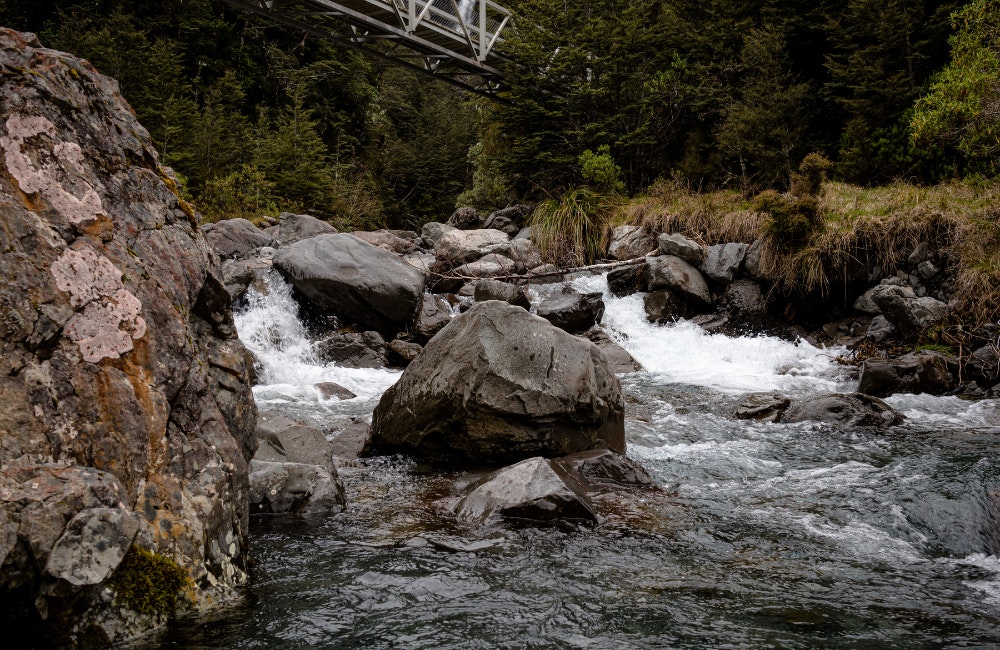 Devils Punchbowl via Spruce Railroad Trail