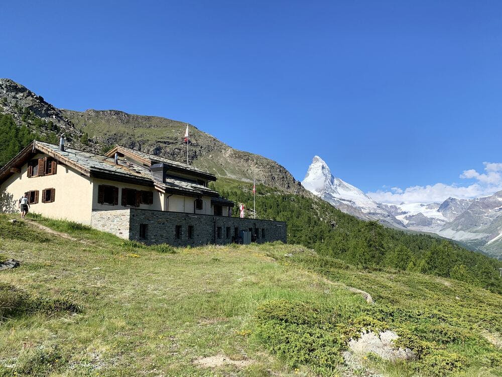 Where To Stay In Switzerland For Hiking? 7 Best Destinations