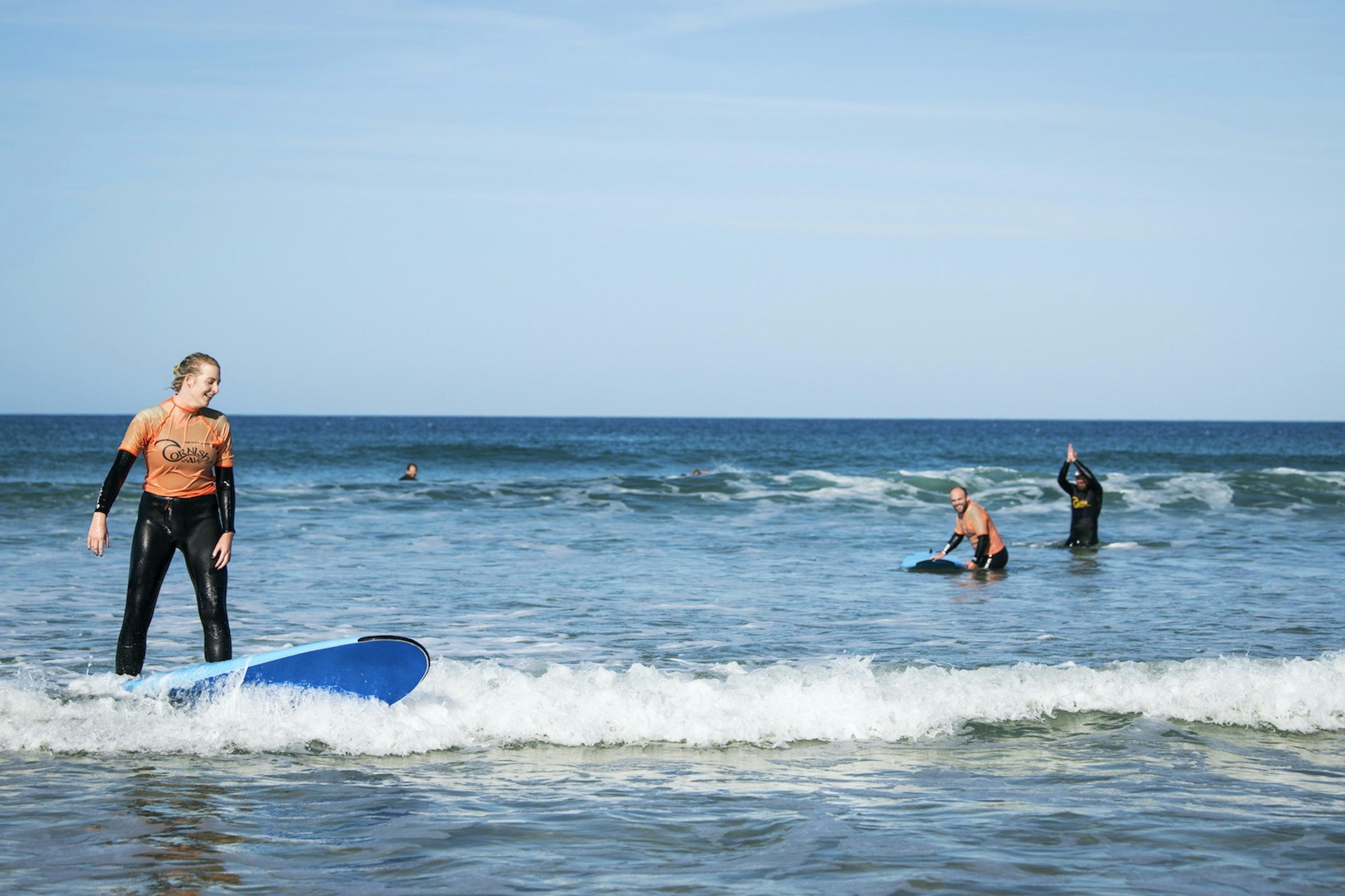 beginner surfers in newquay