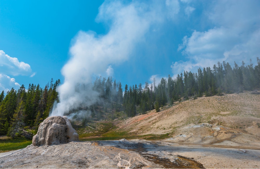Lone Star Geyser Trailhead