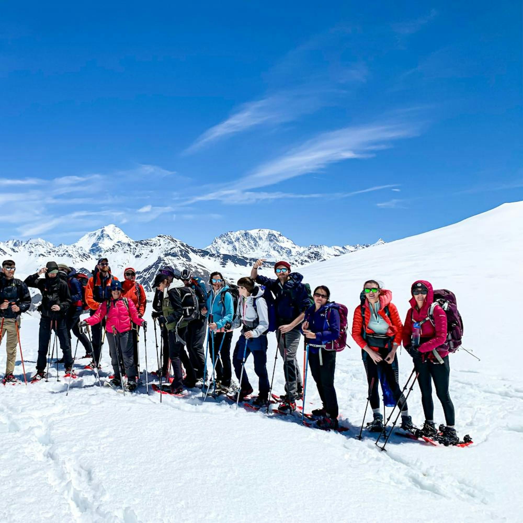 Sunny snow on the TMB