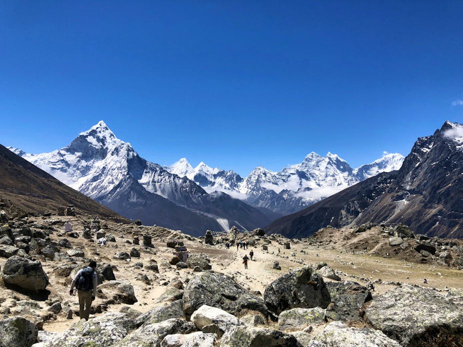 The Differences Between Everest Base Camp Vs Summit