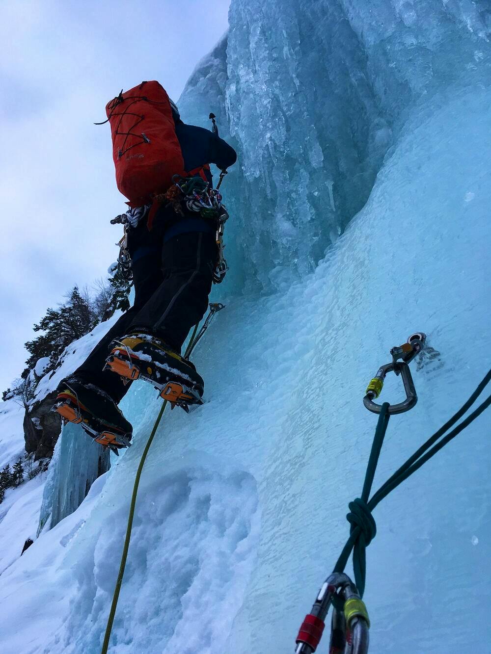 ice climbing (advanced)