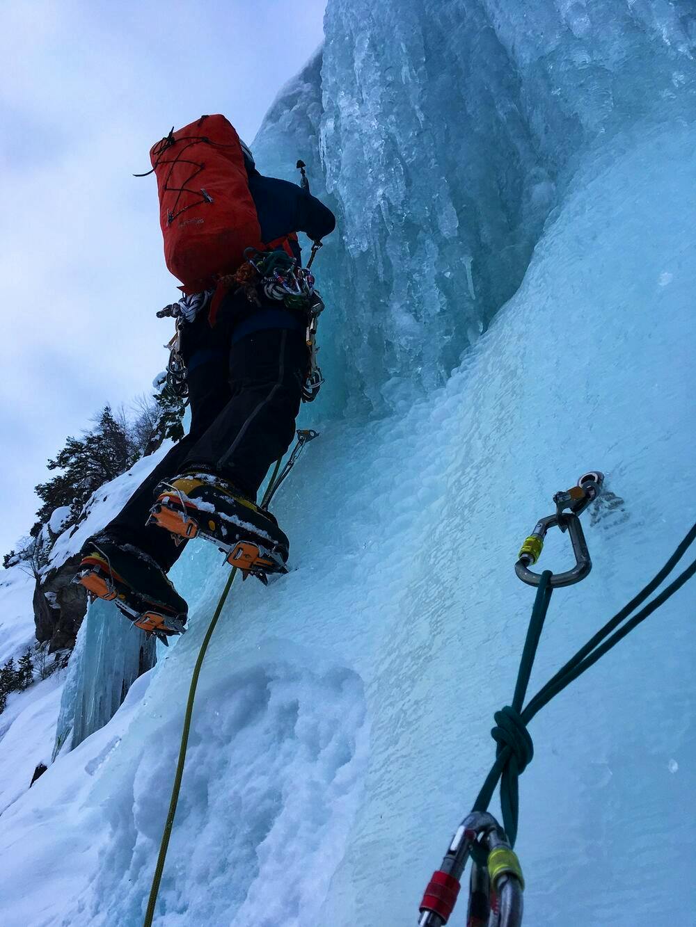 ice climbing (advanced)