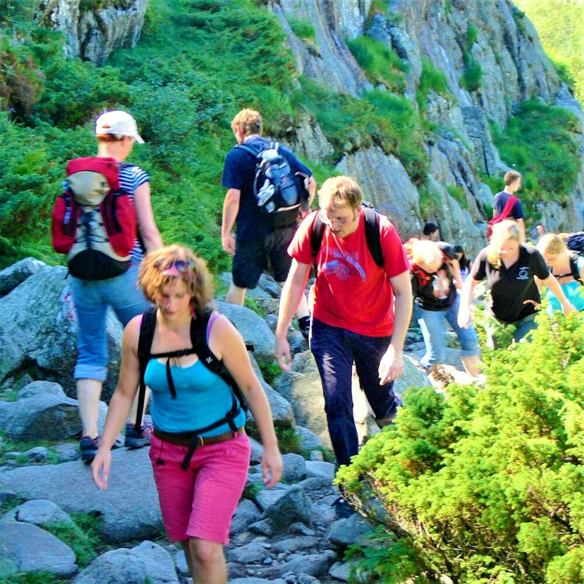 hiking trails norway