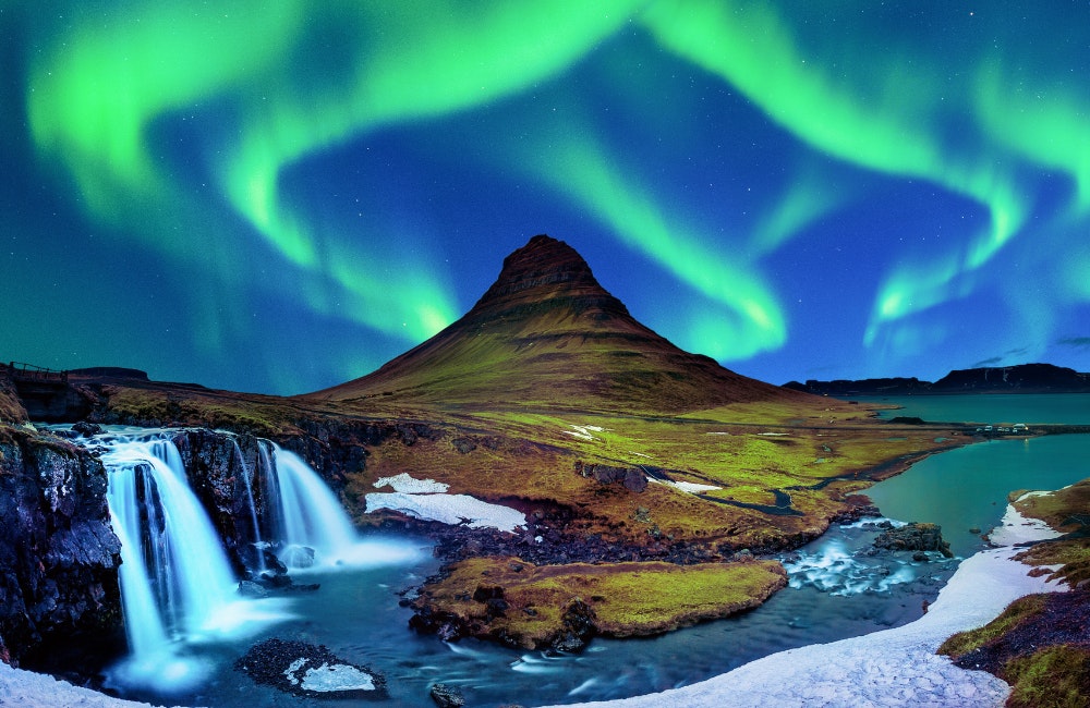 Experience the Northern Lights in Iceland