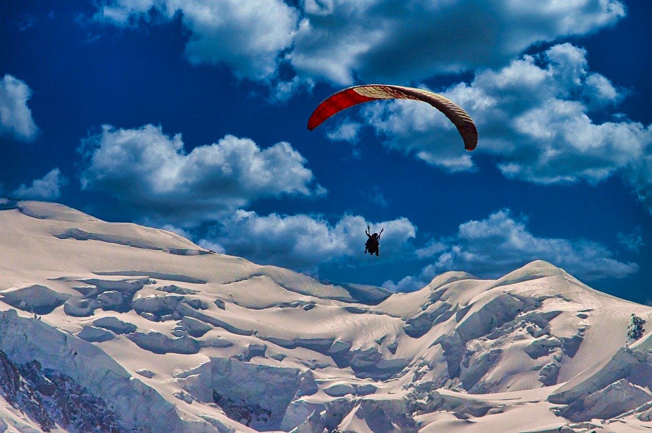 Pixabay paragliding 