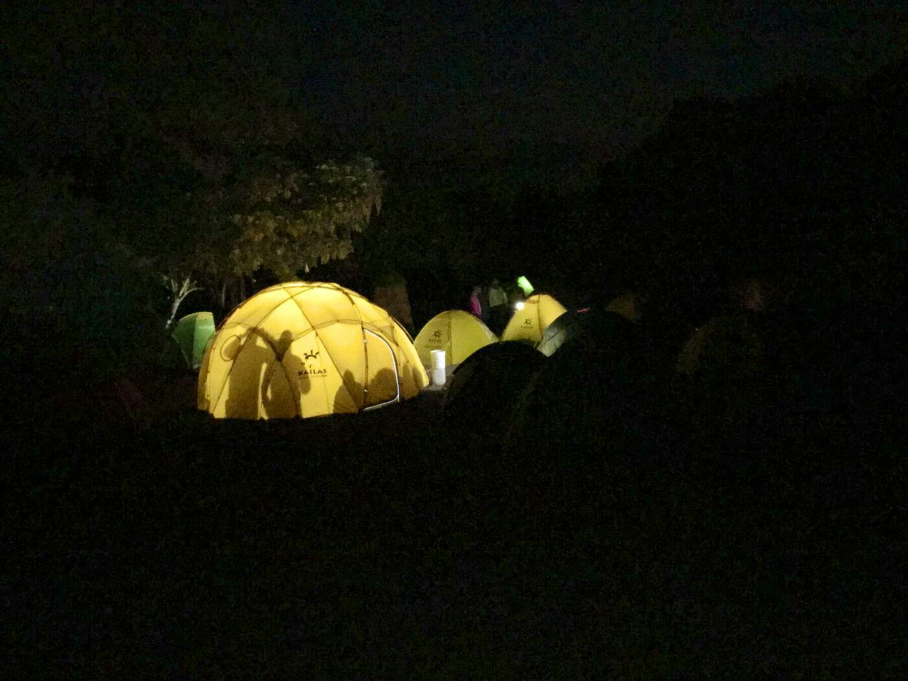 sleeping tent on kilimanjaro machame route