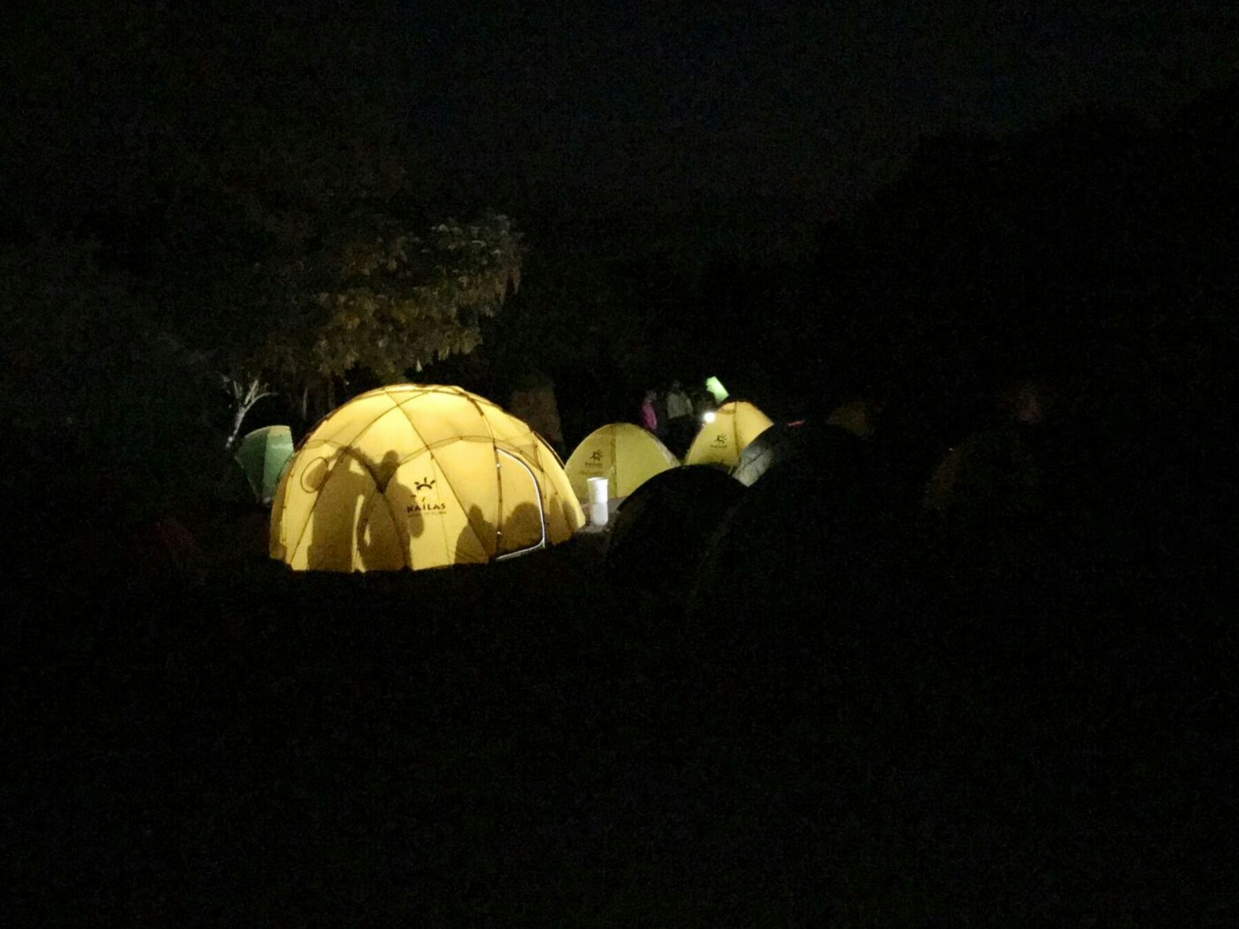 sleeping tent on kilimanjaro machame route