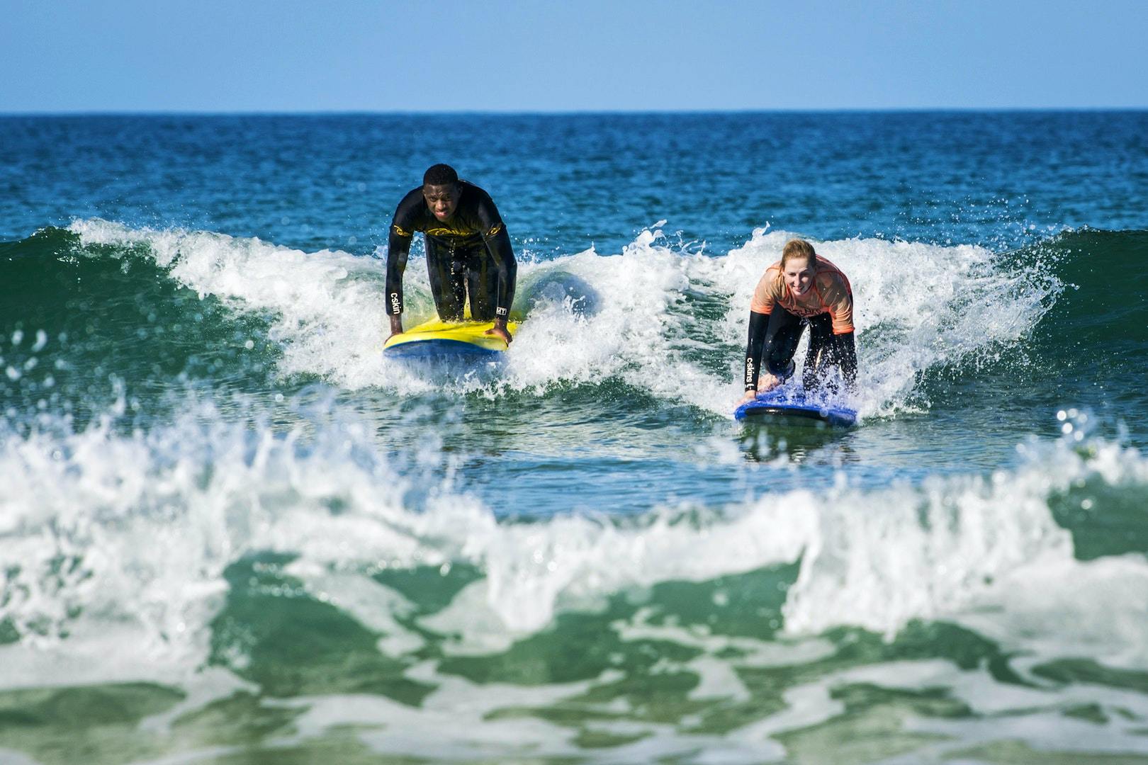 learning to surf in newquay