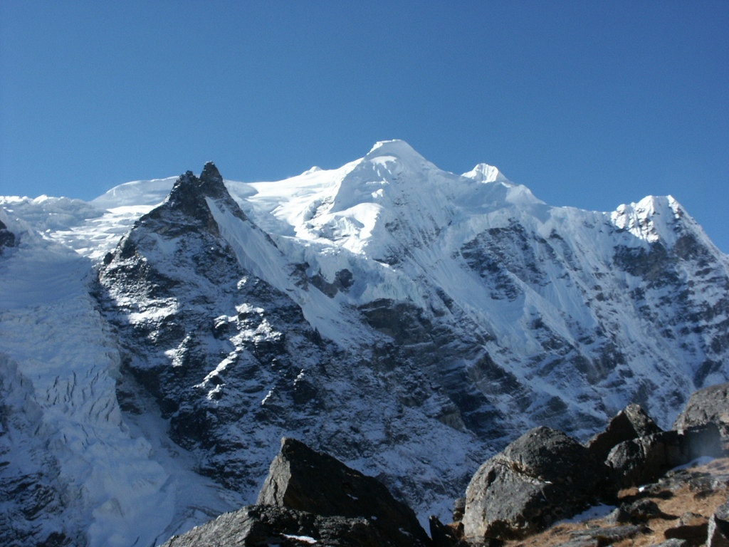 flickr-mark-horrell-mera-peak-khare-campsite