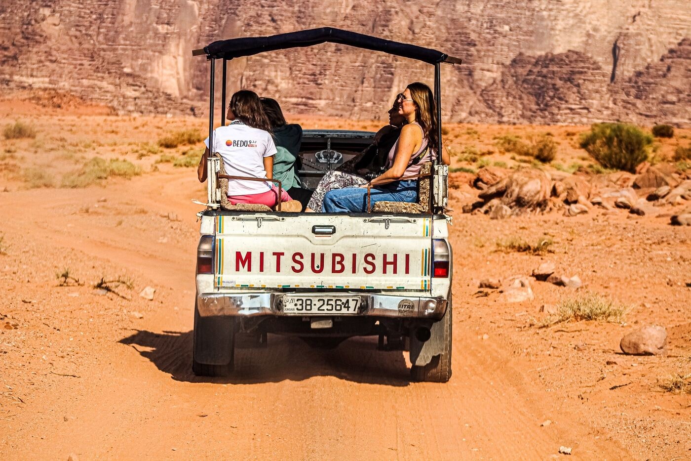 desert appropriate clothing