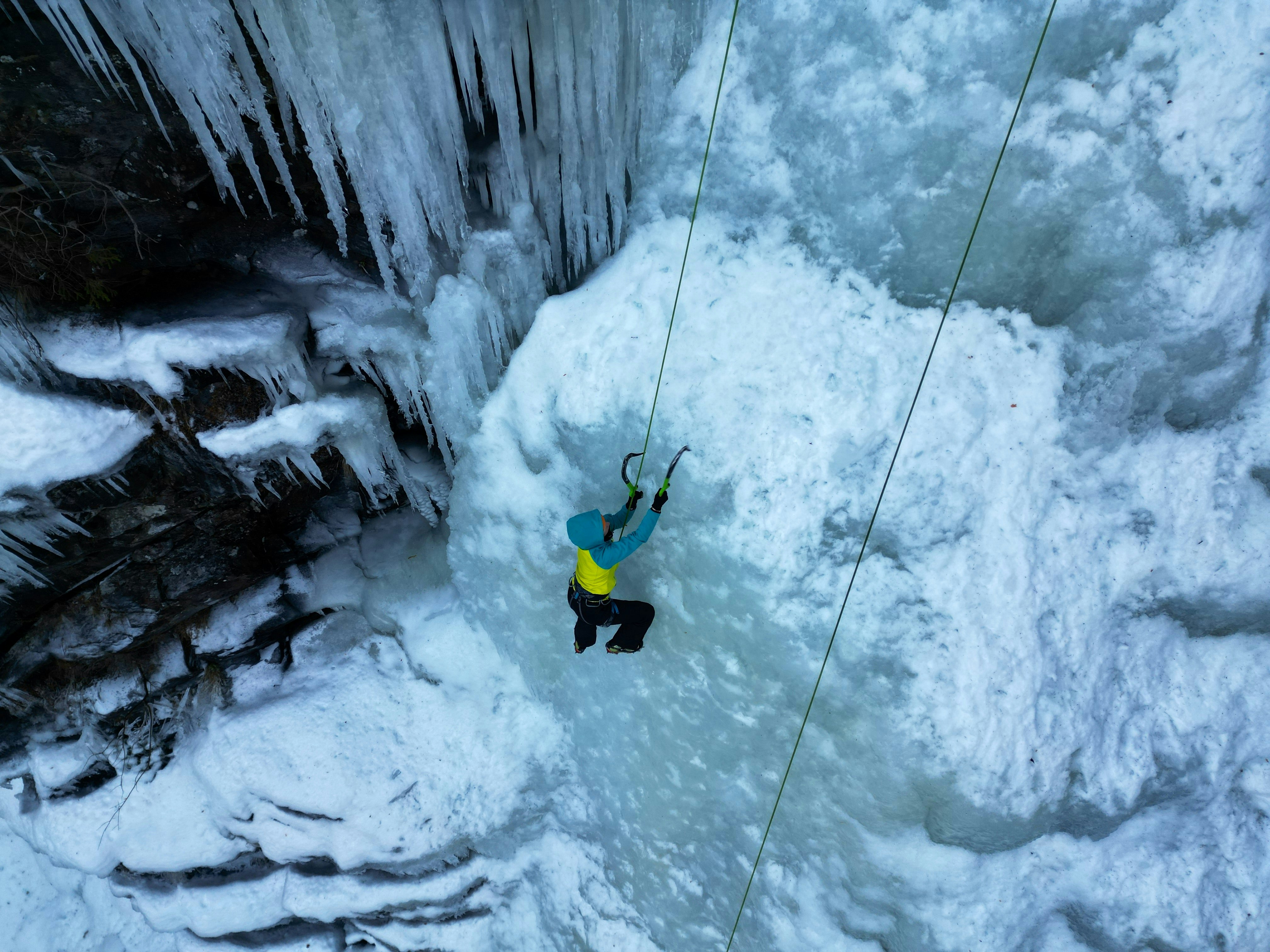 how to do ice climbing in norway