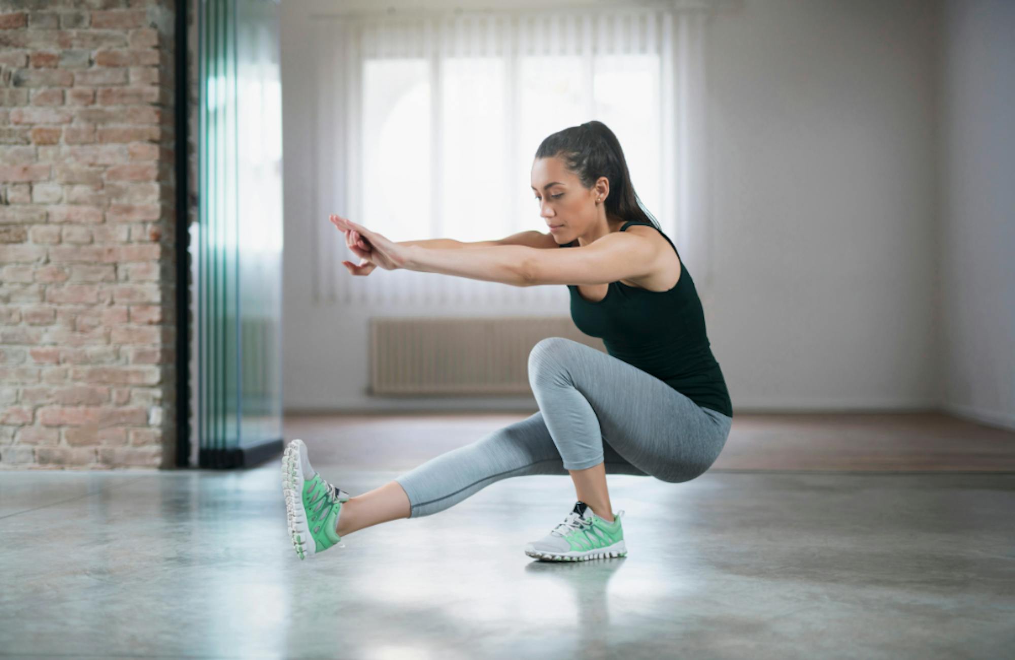 13. Single-Leg Squat and Row Exercise