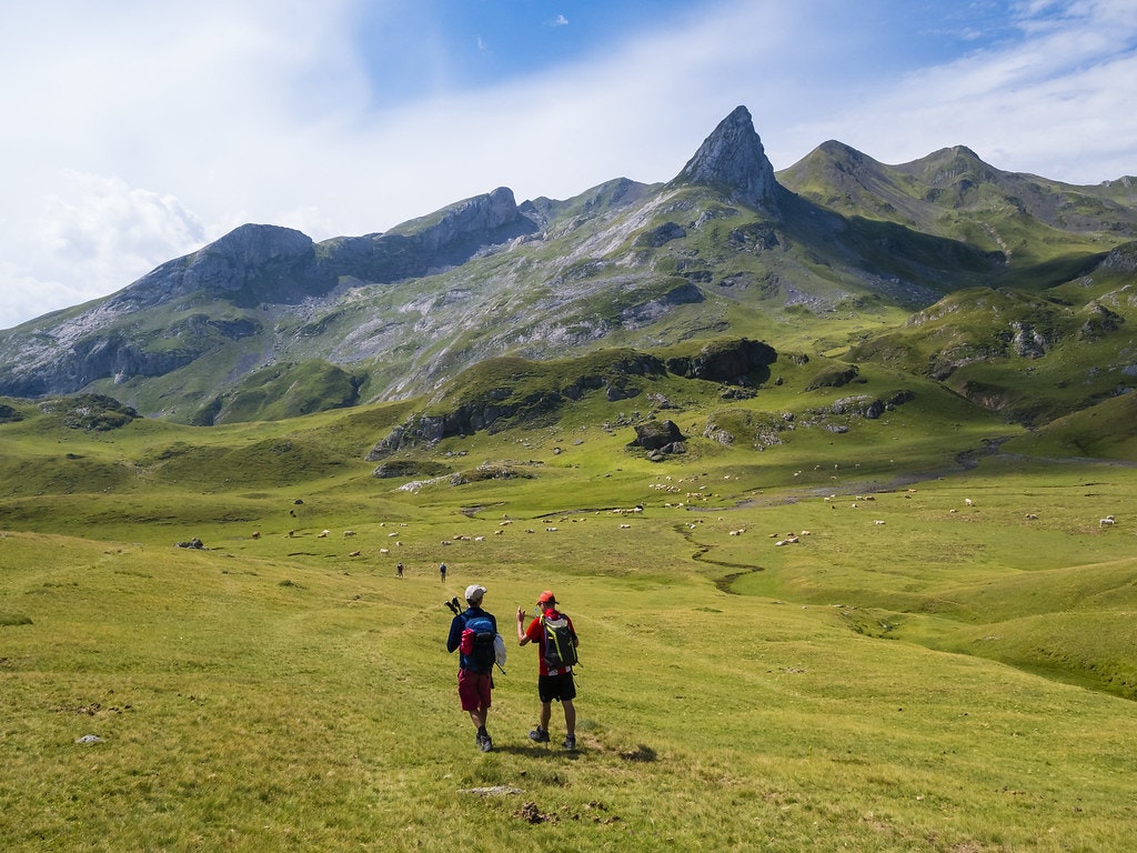 flickr - danel solabarrieta - hiking in the pyrenees