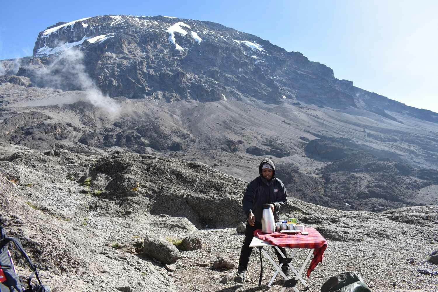 Tea Baranco Wall Kilimanjaro