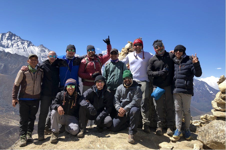 when is the best time to go to everest base camp