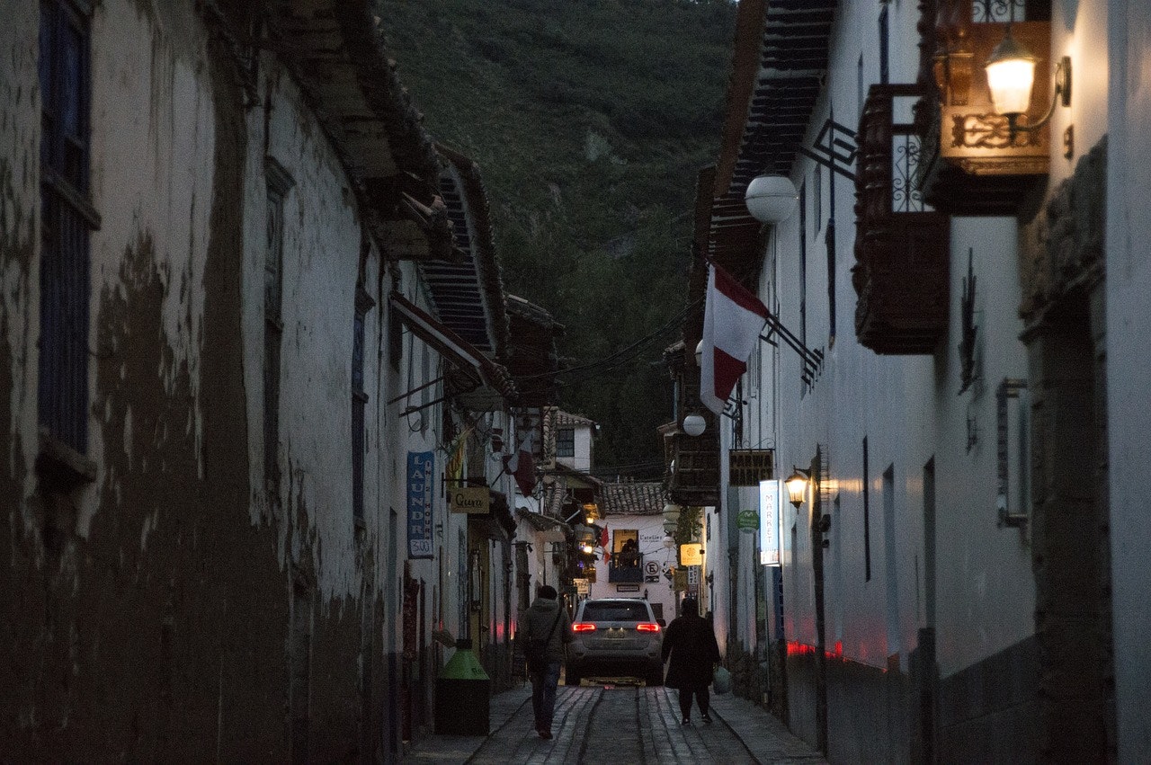 pixabay-10871402-cusco-street