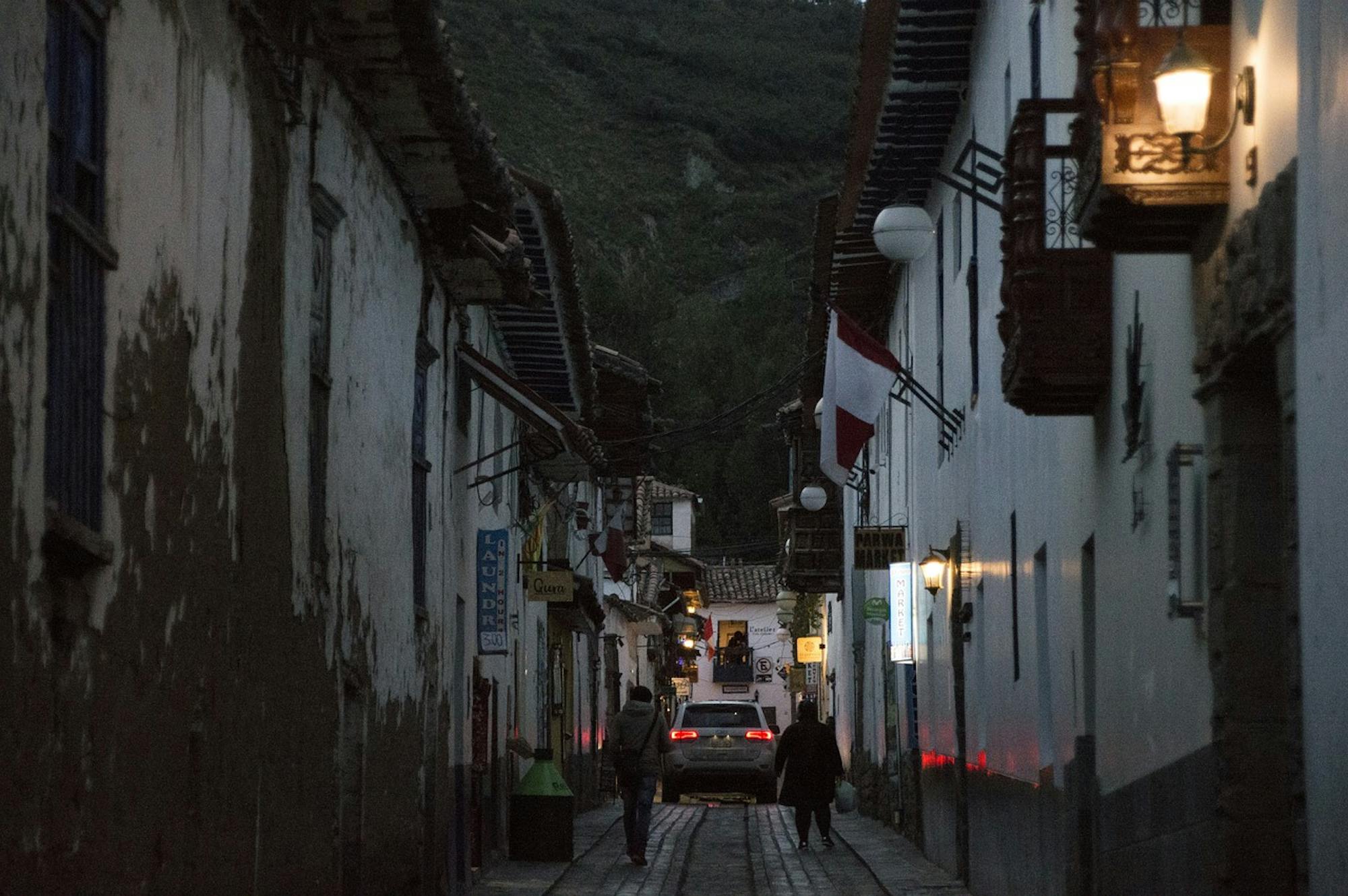 pixabay-10871402-cusco-street